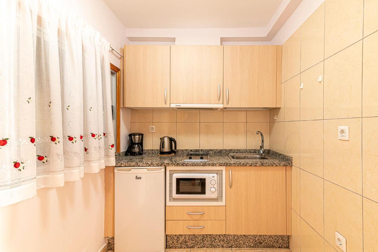 Apartamentos En El Centro De Los Cristianos Arona  Exterior foto