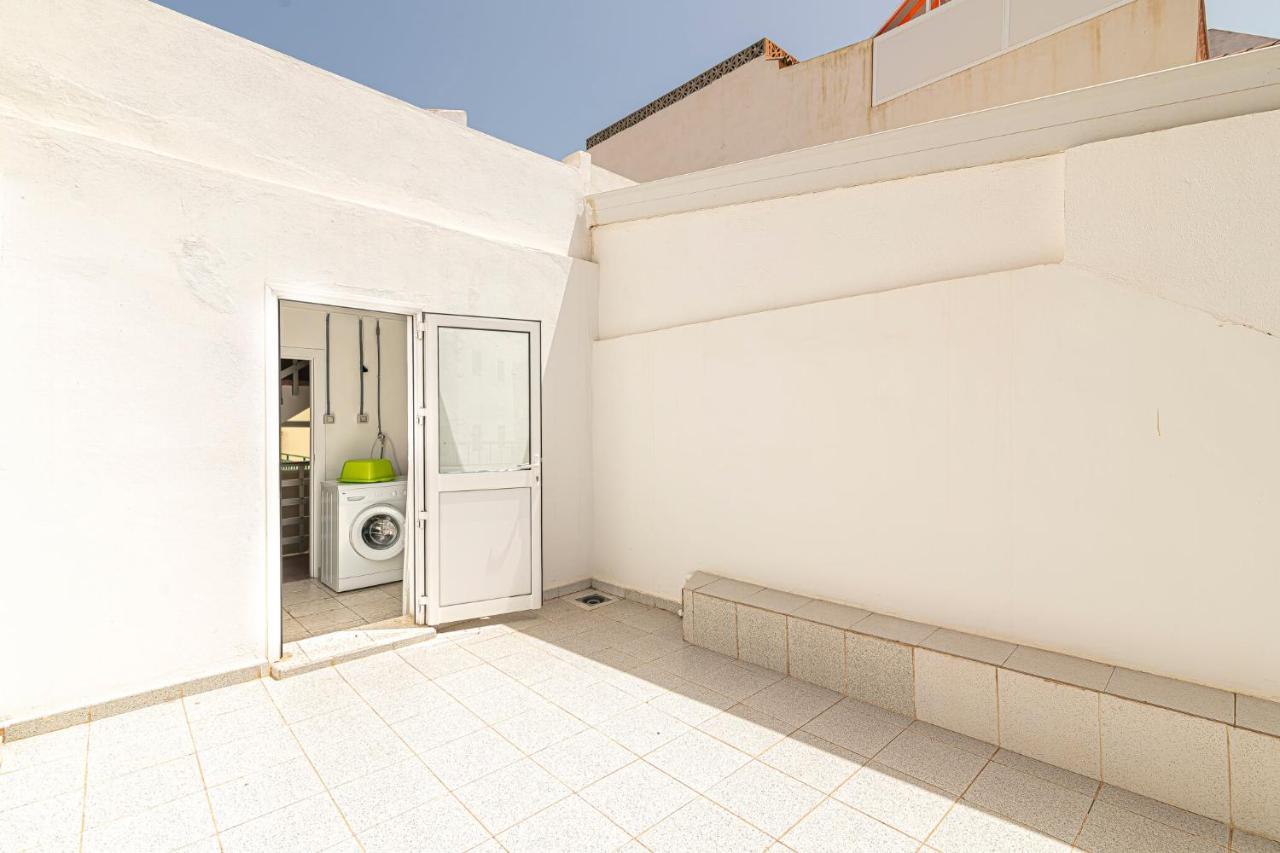 Apartamentos En El Centro De Los Cristianos Arona  Exterior foto