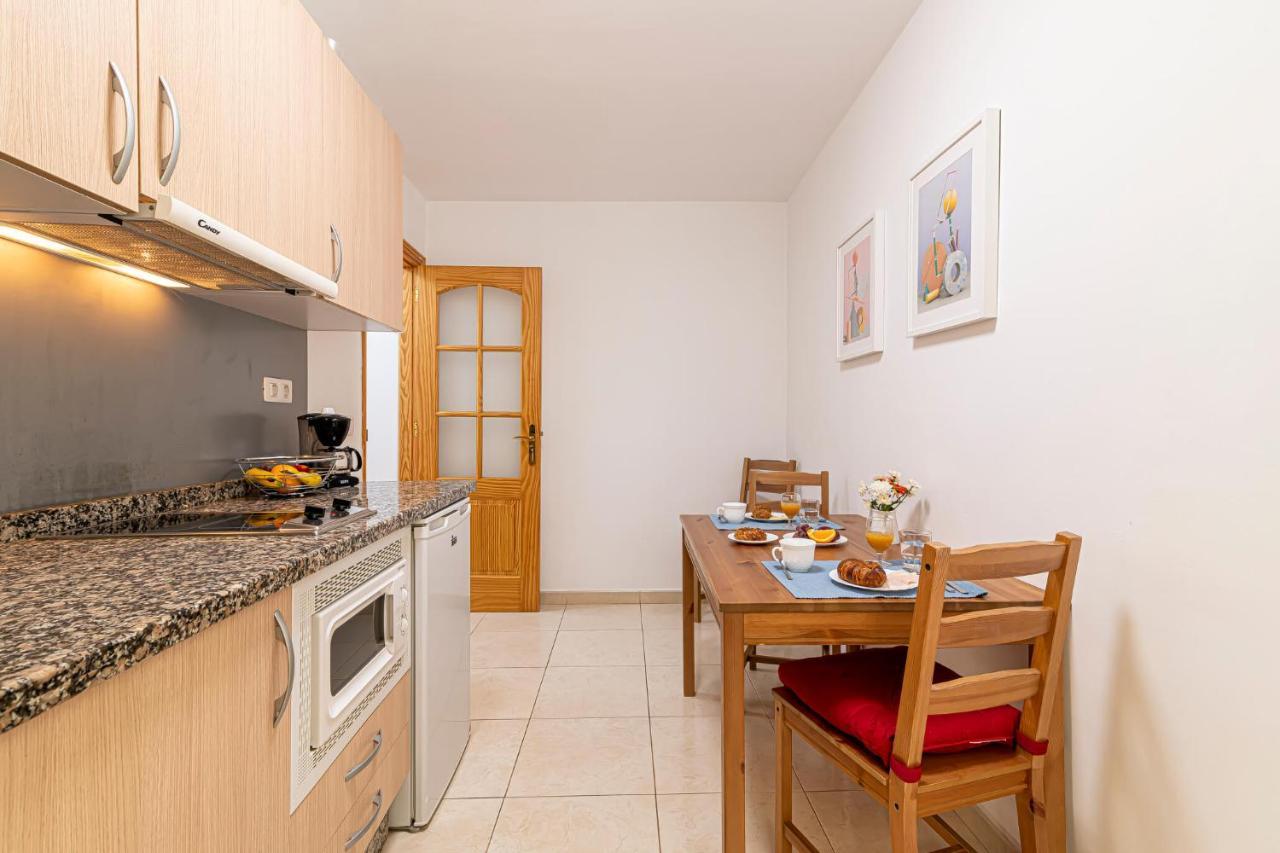 Apartamentos En El Centro De Los Cristianos Arona  Exterior foto