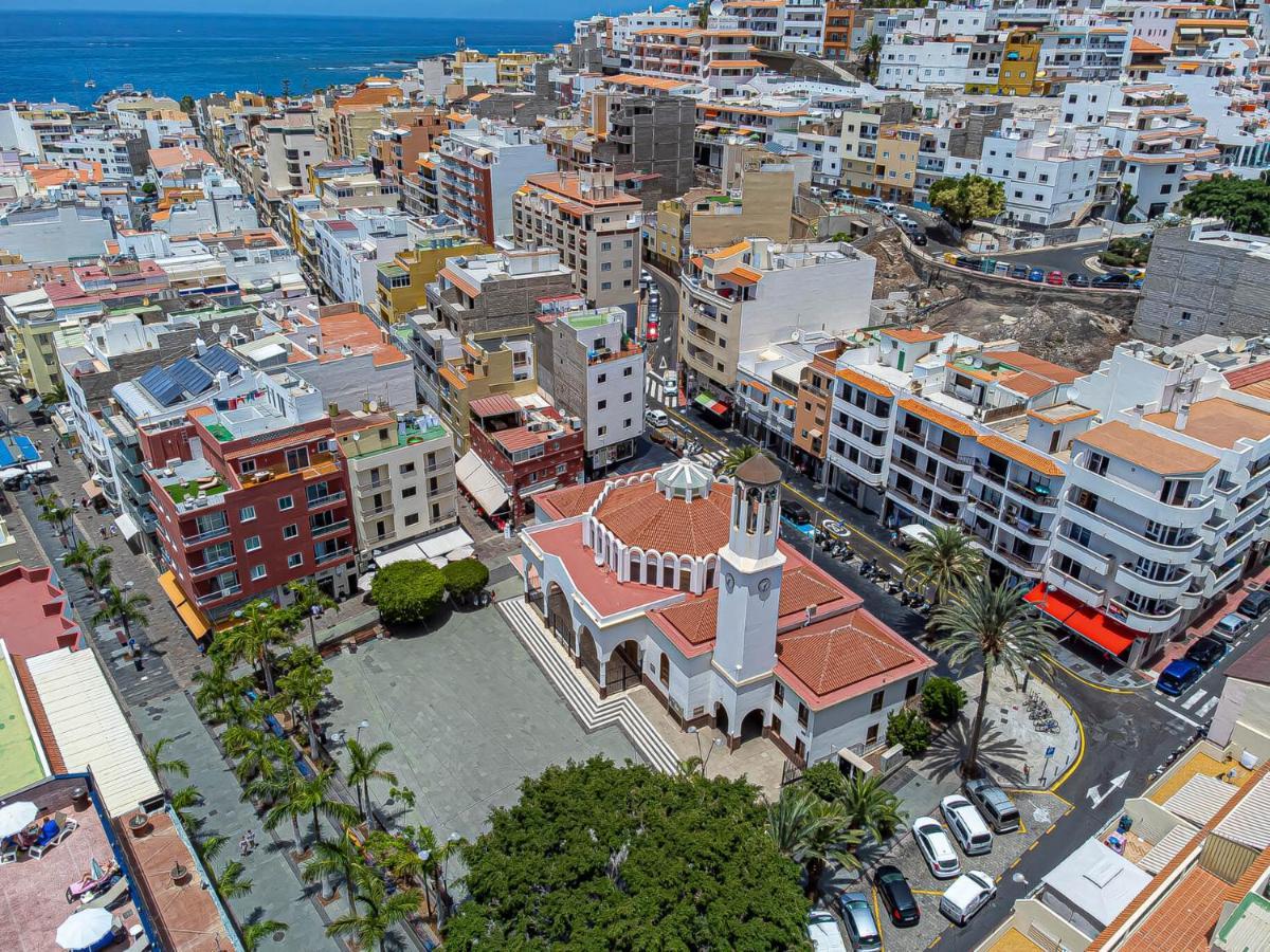 Apartamentos En El Centro De Los Cristianos Arona  Exterior foto