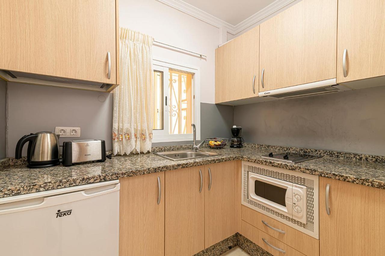 Apartamentos En El Centro De Los Cristianos Arona  Exterior foto