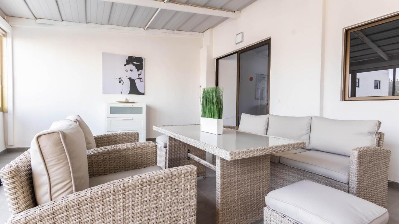 Apartamentos En El Centro De Los Cristianos Arona  Exterior foto