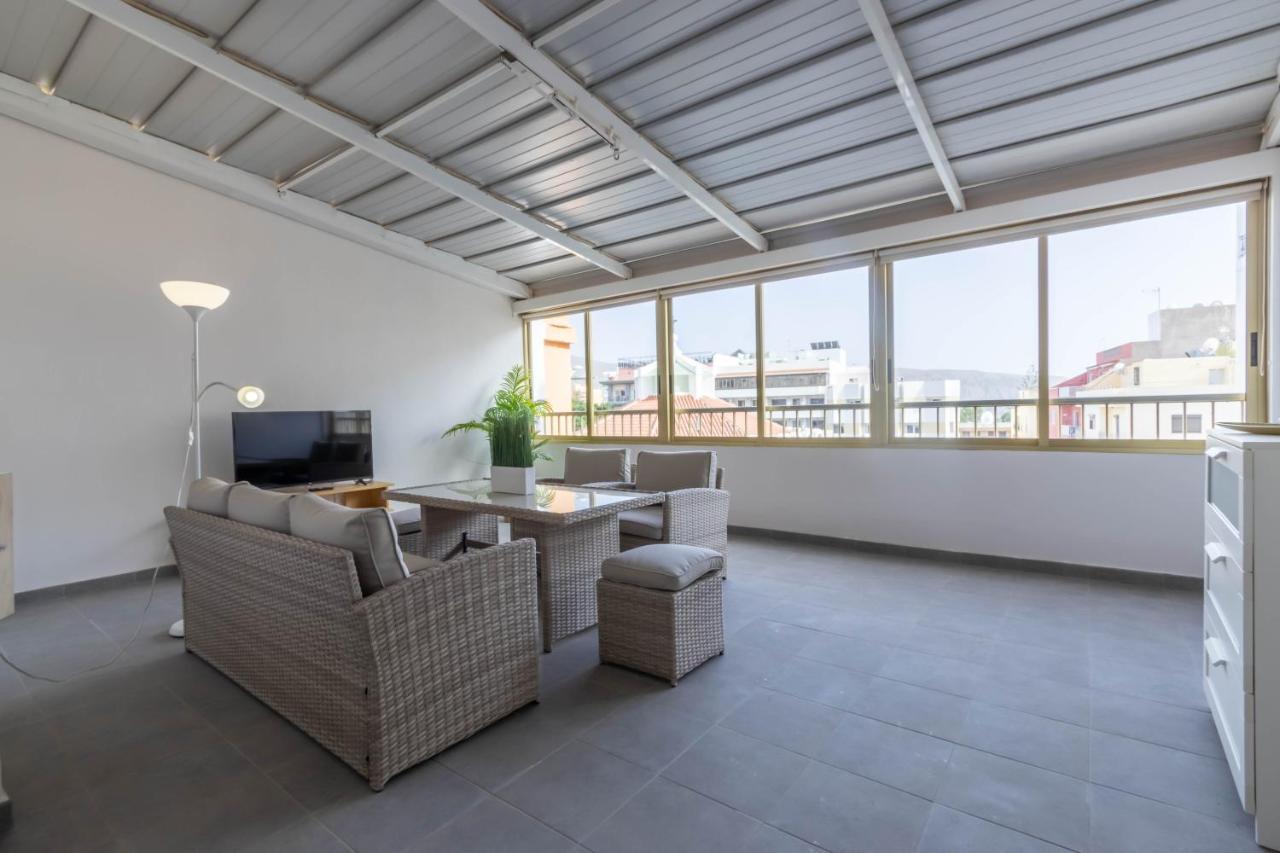 Apartamentos En El Centro De Los Cristianos Arona  Exterior foto